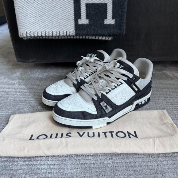 Louis Vuitton Trainer ‘Black Monogram Denim White Leather Size 10.5 LV (11.5 US) - Picture 1 of 8